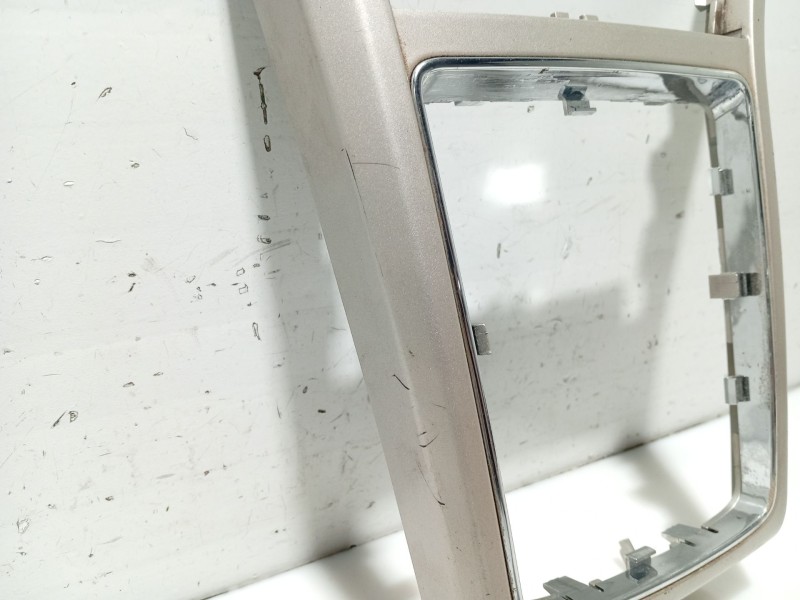 Recambio de moldura para opel astra h (a04) 1.7 cdti (l48) referencia OEM IAM 13116961  331985437