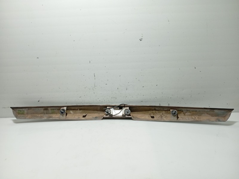 Recambio de moldura para opel astra h (a04) 1.7 cdti (l48) referencia OEM IAM 13223917  461088395