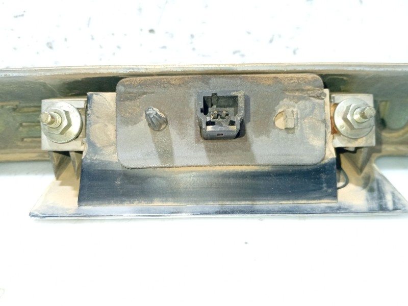 Recambio de moldura para peugeot 407 sw (6e_, 6d_) 2.0 hdi 135 referencia OEM IAM 8742G0  