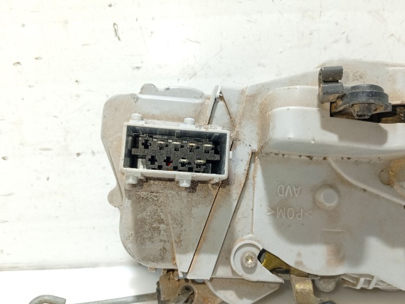 Recambio de cerradura puerta delantera derecha para peugeot 406 berlina (s1/s2) referencia OEM IAM 9136J6  