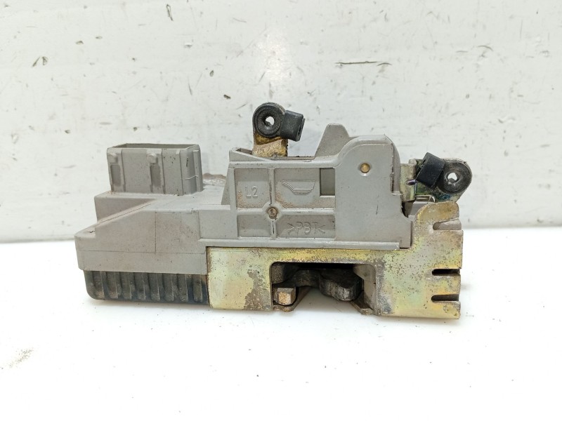 Recambio de cerradura puerta delantera izquierda para peugeot 406 berlina (s1/s2) referencia OEM IAM 9135H8  