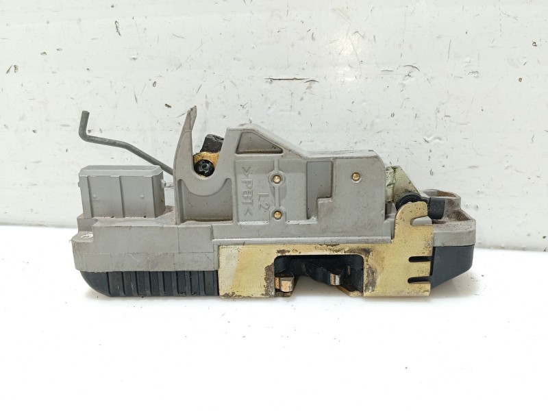 Recambio de cerradura puerta trasera izquierda para peugeot 406 berlina (s1/s2) referencia OEM IAM 913758  