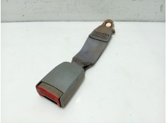 Recambio de enganche cinturon trasero derecho para peugeot 406 berlina (s1/s2) referencia OEM IAM 8974EA  