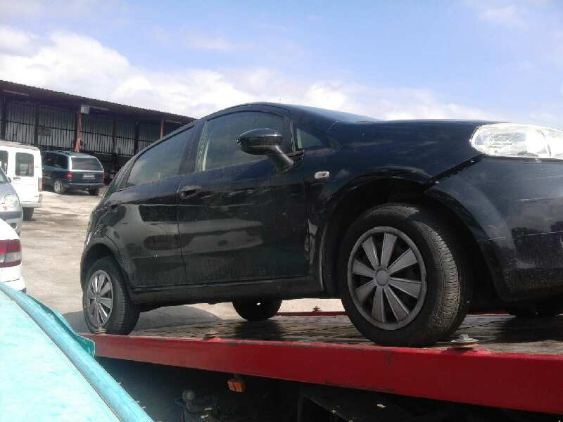 fiat grande punto (199) 1.4 8v active (01.2007)   |   01.07 - 12.11 | 2007 - 2011 | 78 cv / 57 kw del año 2007