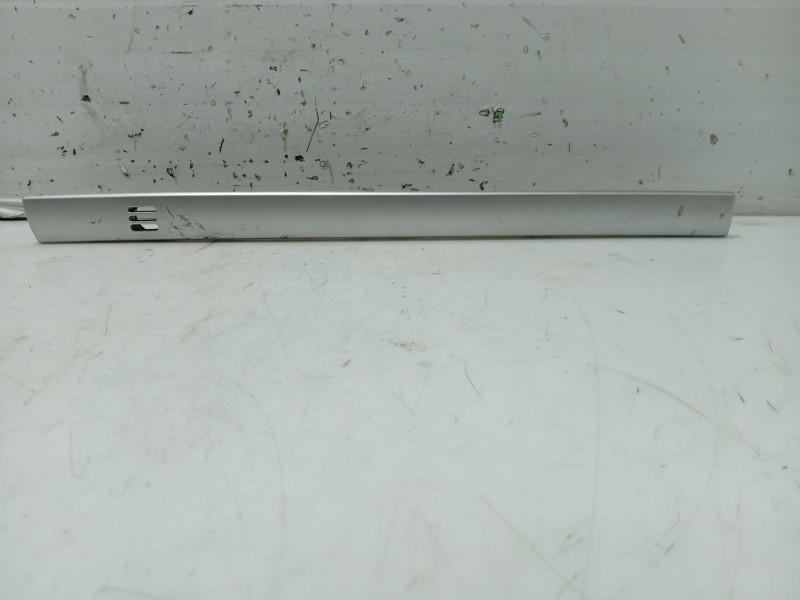 Recambio de moldura para peugeot 407 (6d_) 1.8 (6d6fzb) referencia OEM IAM 9644562777  