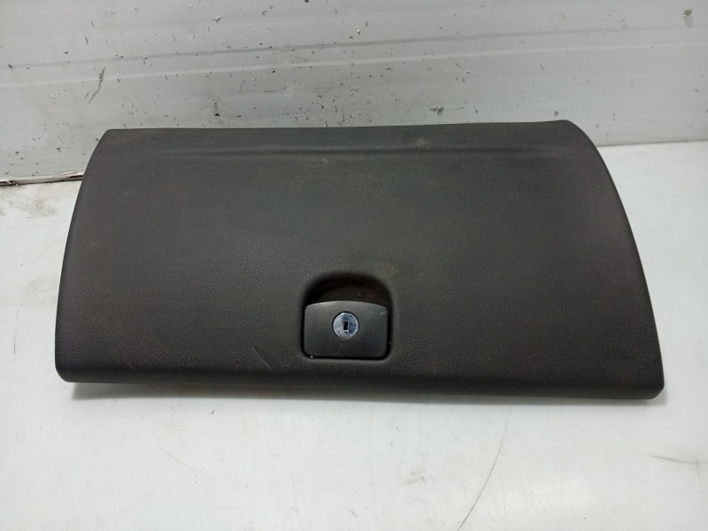 Recambio de guantera para peugeot 407 (6d_) 1.8 (6d6fzb) referencia OEM IAM 8226J0 8226H7 