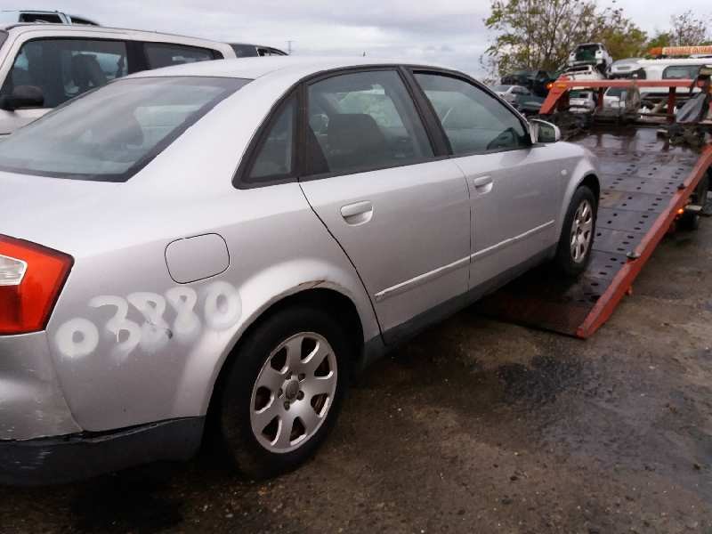 audi a4 berlina (8e) 2.0   |   12.00 - 12.04 | 2000 - 2004 | 131 cv / 96 kw del año 2000