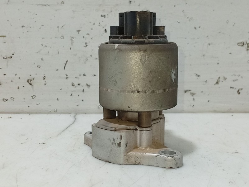 Recambio de valvula egr para peugeot 407 (6d_) 1.8 (6d6fzb) referencia OEM IAM 0  