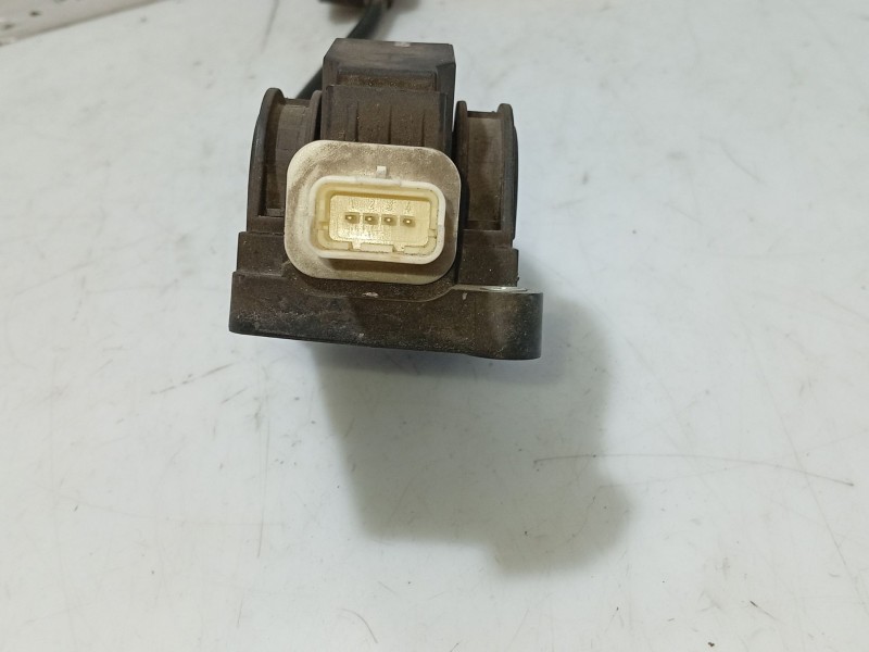 Recambio de potenciometro pedal para peugeot 407 (6d_) 1.8 (6d6fzb) referencia OEM IAM 03354D11  