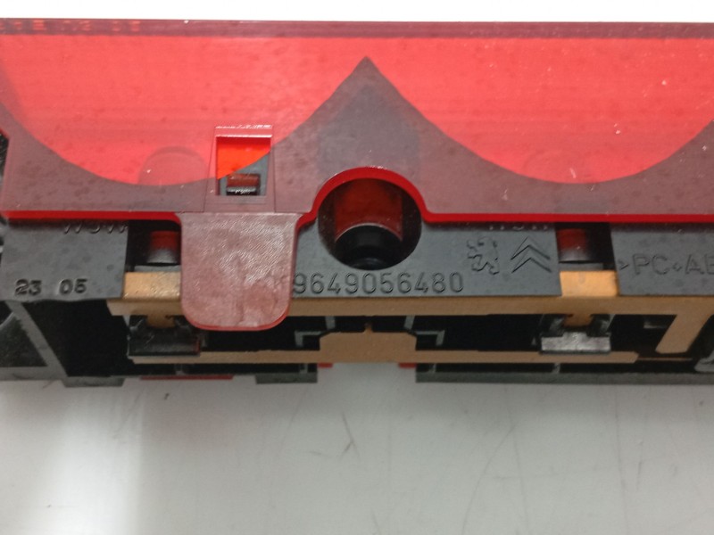 Recambio de luz central de freno para peugeot 407 (6d_) 1.8 (6d6fzb) referencia OEM IAM 9649056480  