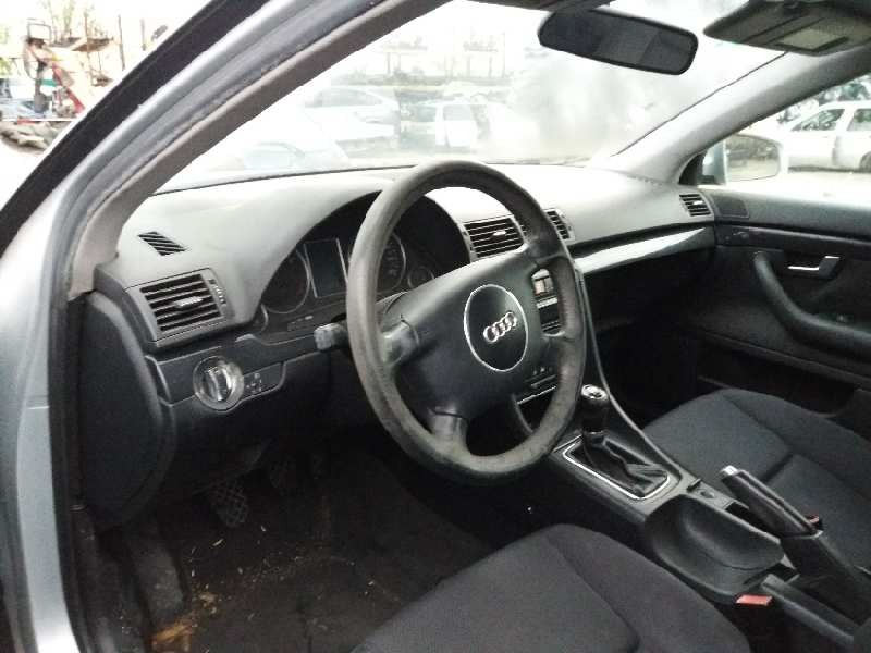 audi a4 berlina (8e) 2.0   |   12.00 - 12.04 | 2000 - 2004 | 131 cv / 96 kw del año 2000