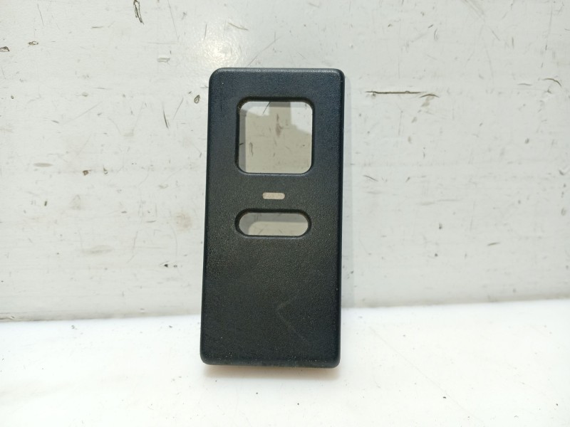 Recambio de moldura para citroën xm berlina 2.1 turbodiesel referencia OEM IAM 9617160077  