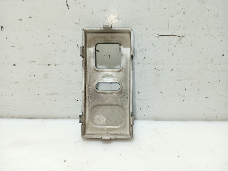 Recambio de moldura para citroën xm berlina 2.1 turbodiesel referencia OEM IAM 9617160077  