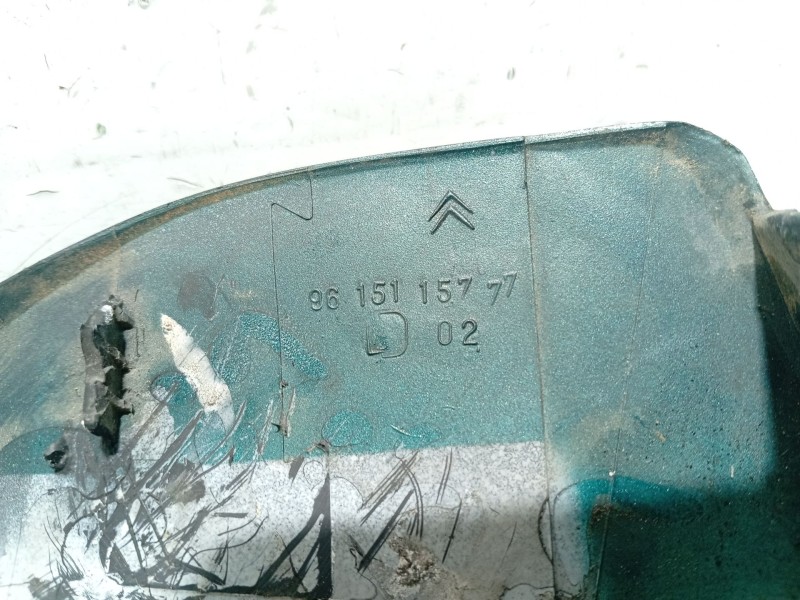 Recambio de moldura para citroën xm berlina 2.1 turbodiesel referencia OEM IAM 9615115777  