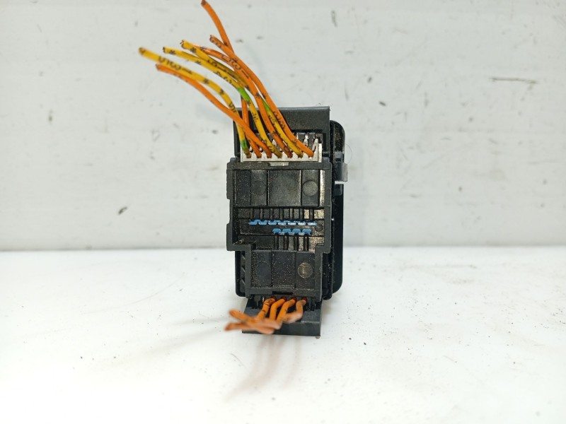 Recambio de mando retrovisor para citroën xm berlina 2.1 turbodiesel referencia OEM IAM 04172MR  