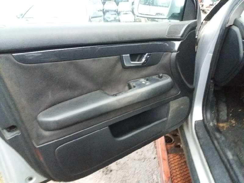 audi a4 berlina (8e) 2.0   |   12.00 - 12.04 | 2000 - 2004 | 131 cv / 96 kw del año 2000