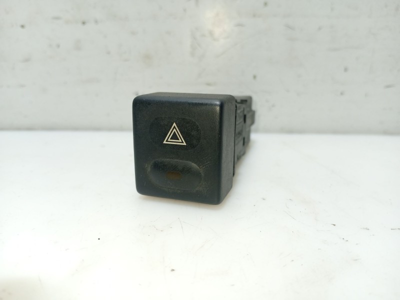 Recambio de warning para citroën xm berlina 2.1 turbodiesel referencia OEM IAM 04172W  