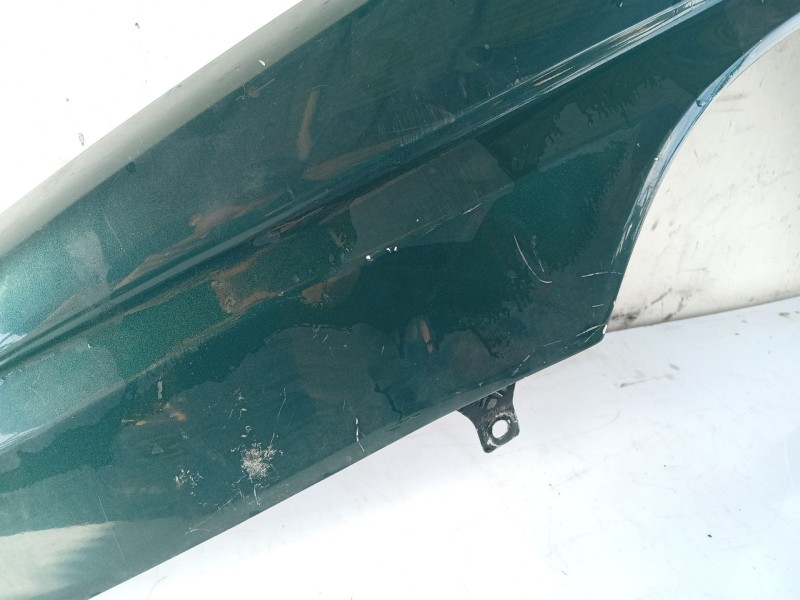 Recambio de aleta delantera izquierda para citroën xm berlina 2.1 turbodiesel referencia OEM IAM 96008529  