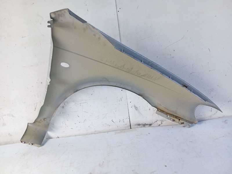 Recambio de aleta delantera izquierda para kia carnival ii (gq) 2.9 crdi referencia OEM IAM 0K55A52211  