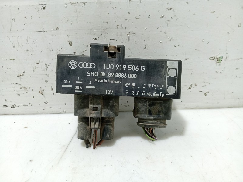 Recambio de caja precalentamiento para seat ibiza ii (6k1) 1.0 i referencia OEM IAM 1J0919506G  898886000