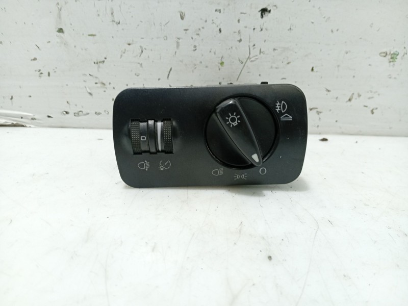 Recambio de mando luces para seat ibiza ii (6k1) 1.0 i referencia OEM IAM   