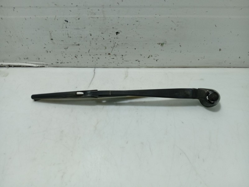 Recambio de brazo limpia trasero para seat ibiza ii (6k1) 1.0 i referencia OEM IAM 1J6955707A  