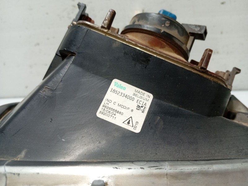 Recambio de faro antiniebla izquierdo para peugeot 607 (s1) básico referencia OEM IAM 6204W5  