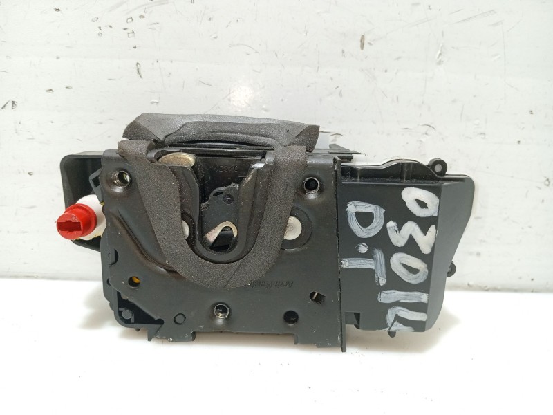 Recambio de cerradura puerta trasera derecha para peugeot 607 (s1) básico referencia OEM IAM 913898  