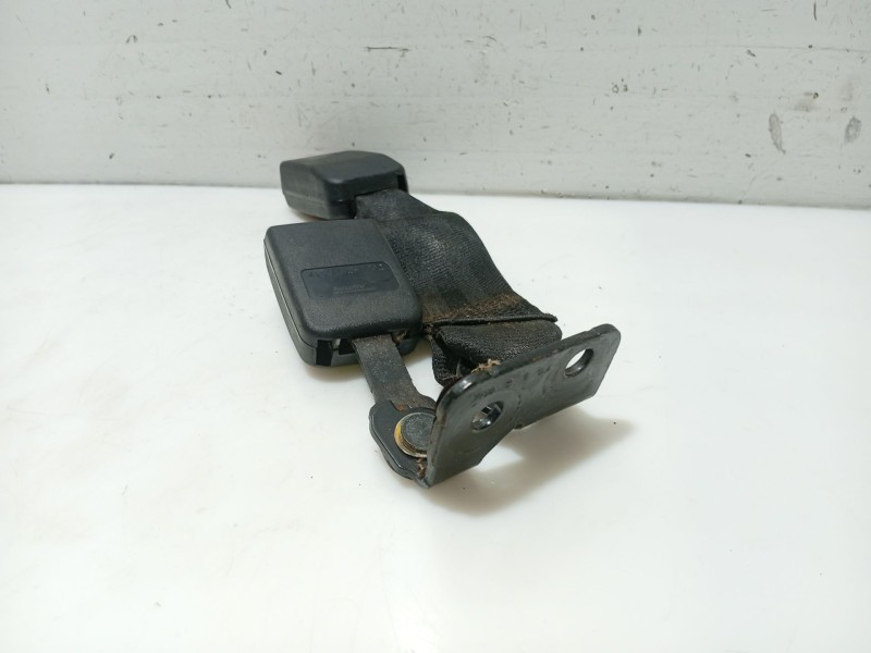 Recambio de enganche cinturon trasero derecho para peugeot 607 (s1) básico referencia OEM IAM 8973XA  