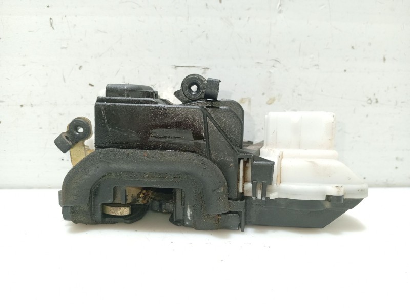 Recambio de cerradura puerta delantera derecha para peugeot 607 (s1) básico referencia OEM IAM 9136H3  