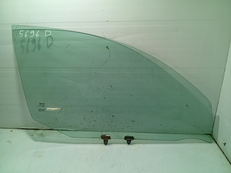 Recambio de luna delantera derecha para nissan almera ii hatchback (n16) 2.2 di referencia OEM IAM 80300BM601 80300BM701 