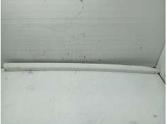 Recambio de moldura puerta delantera derecha para nissan almera ii hatchback (n16) 2.2 di referencia OEM IAM 80870BM700  
