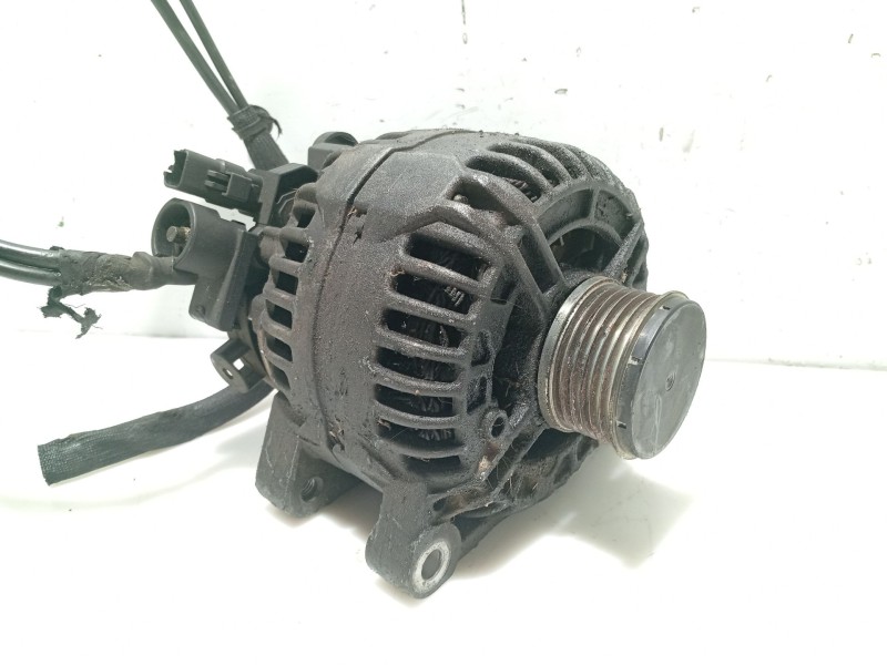 Recambio de alternador para peugeot 607 (s1) básico referencia OEM IAM 57054F  