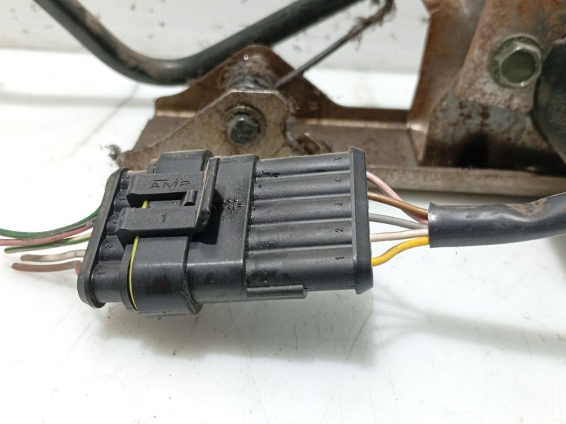 Recambio de potenciometro pedal para nissan almera ii hatchback (n16) 2.2 di referencia OEM IAM 0281002425  189195M300