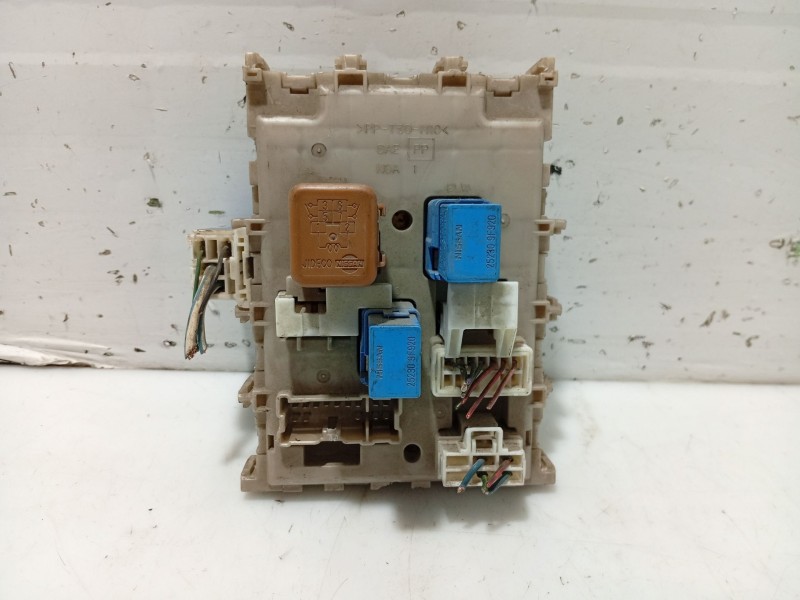 Recambio de caja reles / fusibles para nissan almera ii hatchback (n16) 2.2 di referencia OEM IAM 243505M300 0824001 
