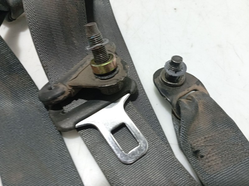 Recambio de cinturon seguridad trasero derecho para nissan almera ii hatchback (n16) 2.2 di referencia OEM IAM 88844BM400  