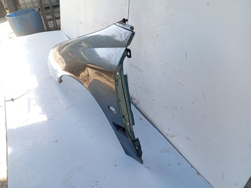 Recambio de aleta delantera izquierda para peugeot 607 (s1) básico referencia OEM IAM 7840N8  