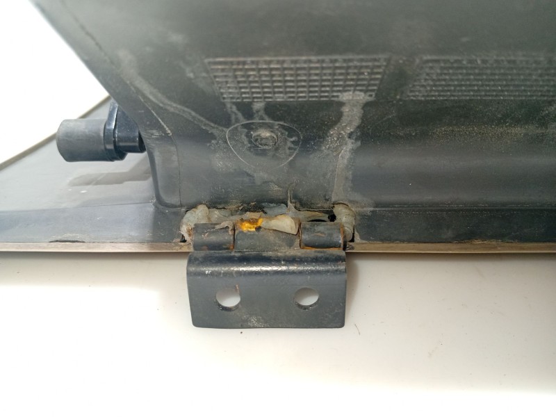 Recambio de guantera para land rover discovery (salljg/lj) 2.5 turbodiesel referencia OEM IAM BTR3351LOY FFB101460SUC 