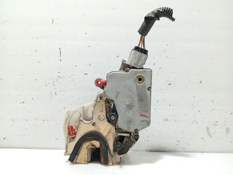 Recambio de cerradura puerta trasera izquierda para nissan primera (p11) 2.0 16v referencia OEM IAM 825039F511  