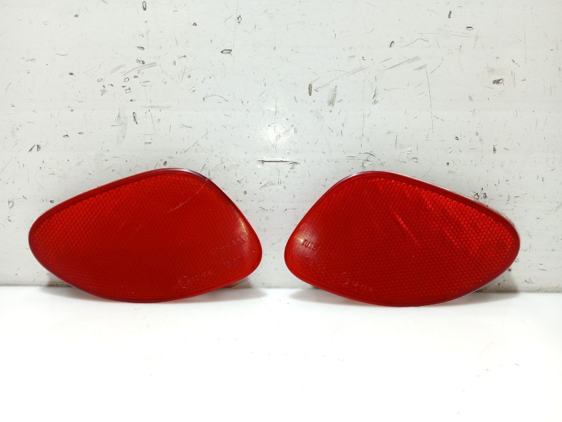 Recambio de piloto trasero izquierdo paragolpes para nissan primera (p11) 2.0 16v referencia OEM IAM   