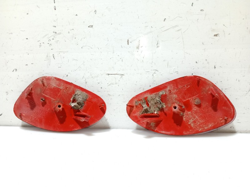 Recambio de piloto trasero izquierdo paragolpes para nissan primera (p11) 2.0 16v referencia OEM IAM   