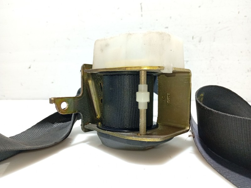Recambio de cinturon seguridad trasero izquierdo para nissan primera (p11) 2.0 16v referencia OEM IAM 888452F012  