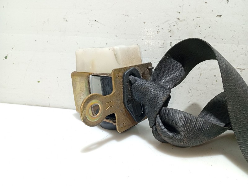 Recambio de cinturon seguridad trasero derecho para nissan primera (p11) 2.0 16v referencia OEM IAM 888442F012  