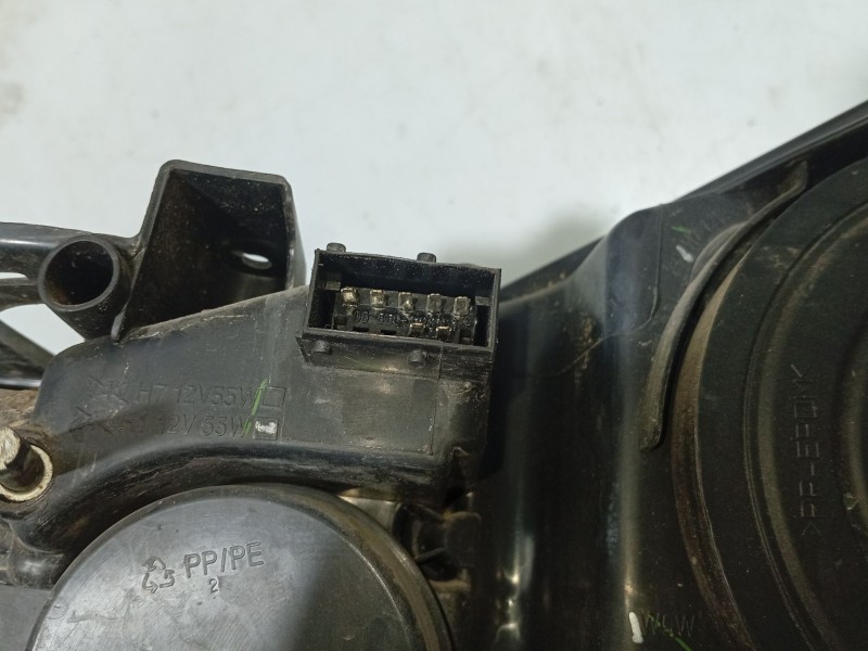 Recambio de faro derecho para peugeot 207 sw (wk_) 1.6 hdi referencia OEM IAM 620695  