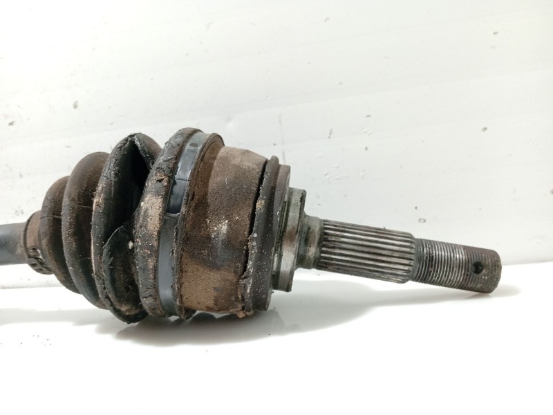 Recambio de transmision delantera derecha para nissan primera (p11) 2.0 16v referencia OEM IAM 392042F225  