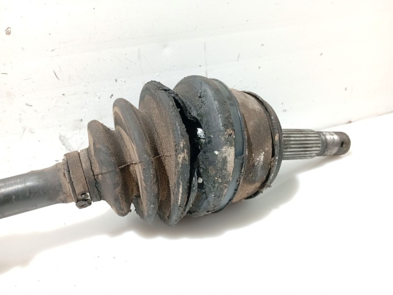 Recambio de transmision delantera derecha para nissan primera (p11) 2.0 16v referencia OEM IAM 392042F225  