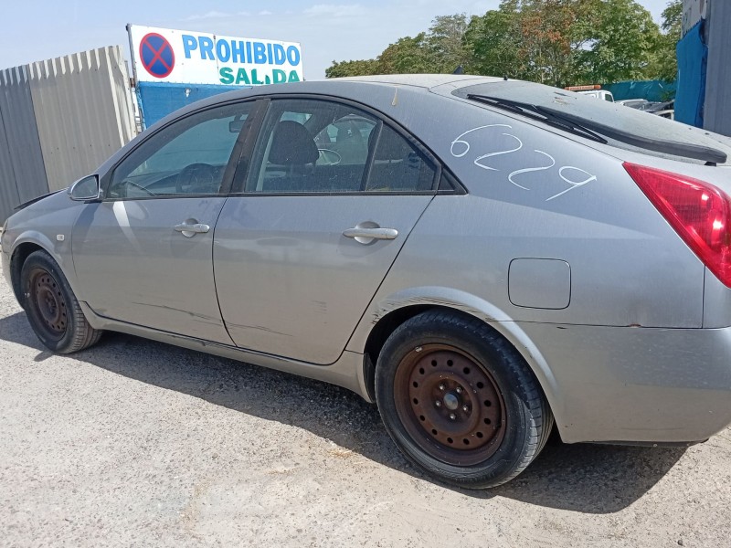 nissan primera hatchback (p12) del año 2004