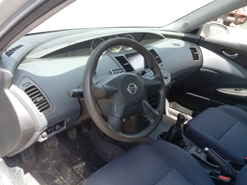 nissan primera hatchback (p12) del año 2004
