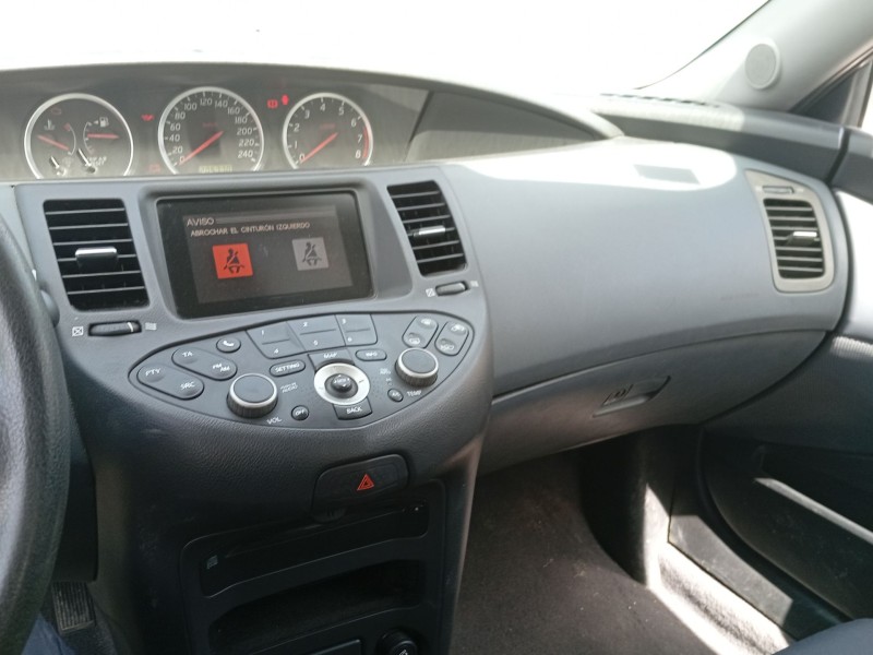 nissan primera hatchback (p12) del año 2004