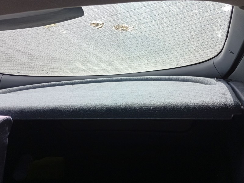 nissan primera hatchback (p12) del año 2004